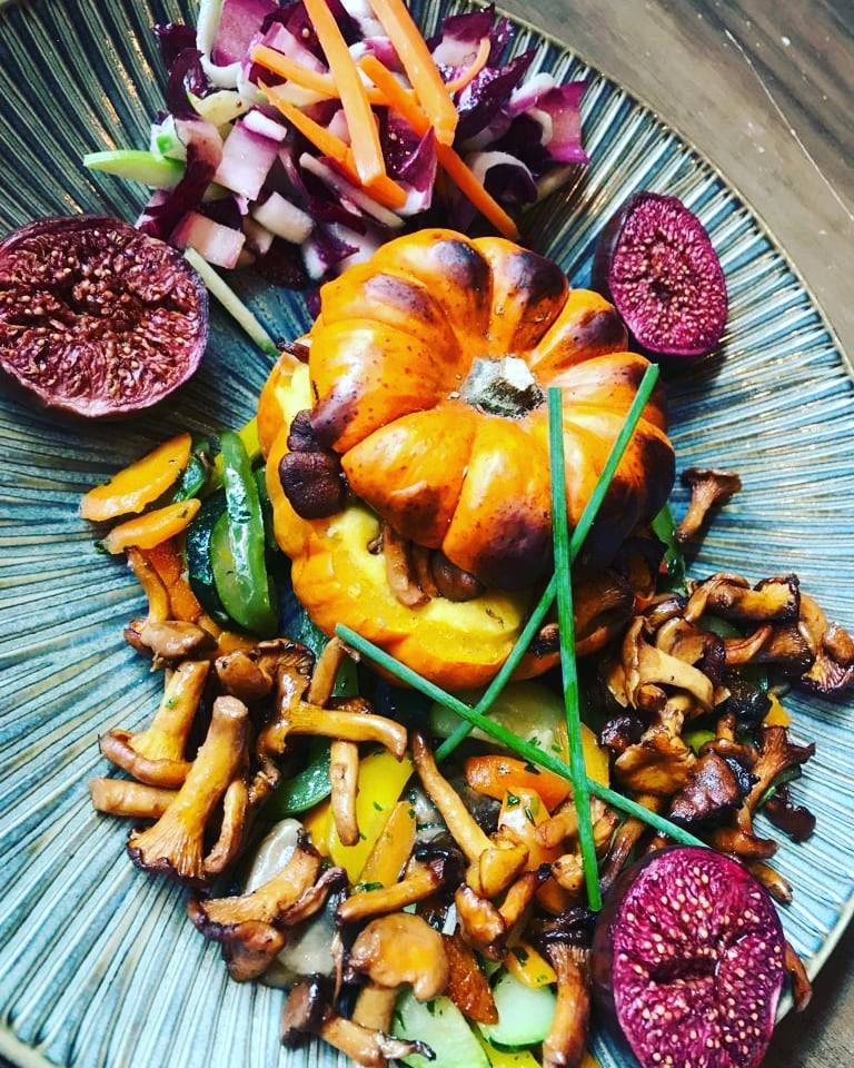 Courge Be Little Farcie aux Girolles et Fondue de Poireaux