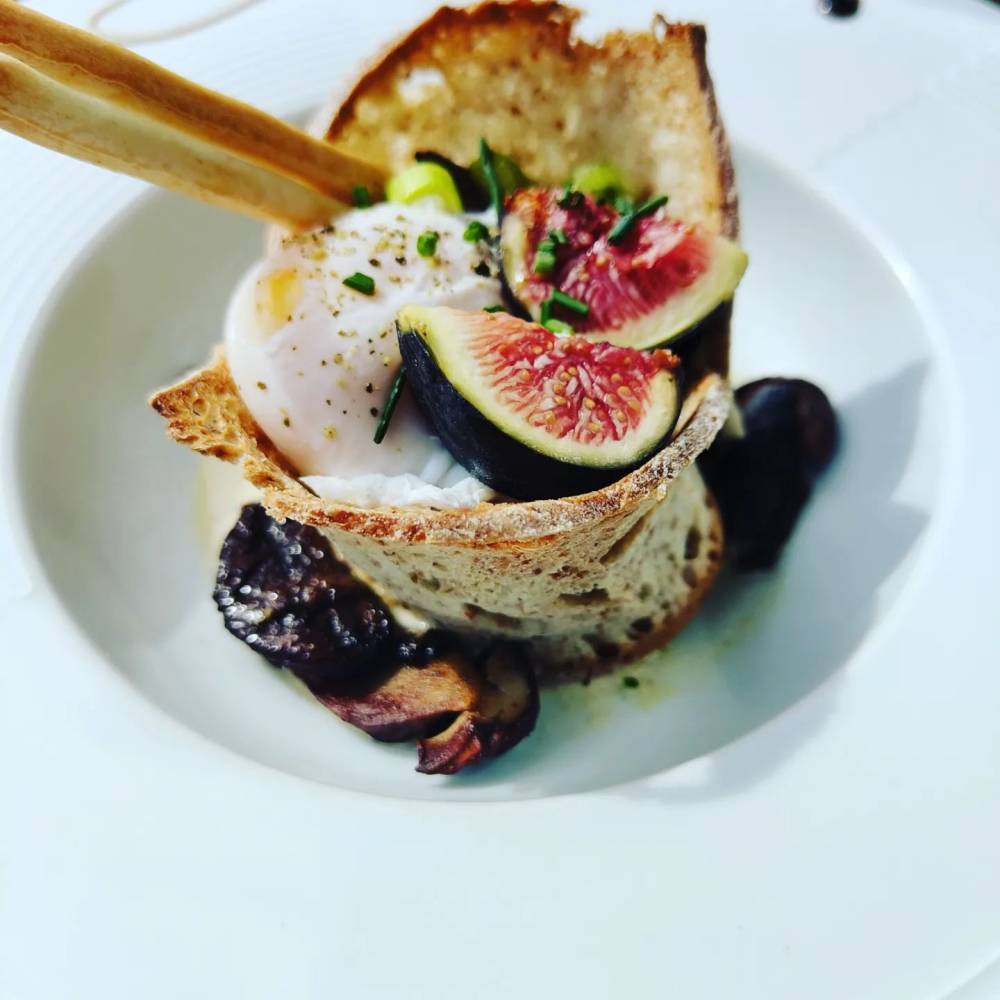 œuf Molé et figues